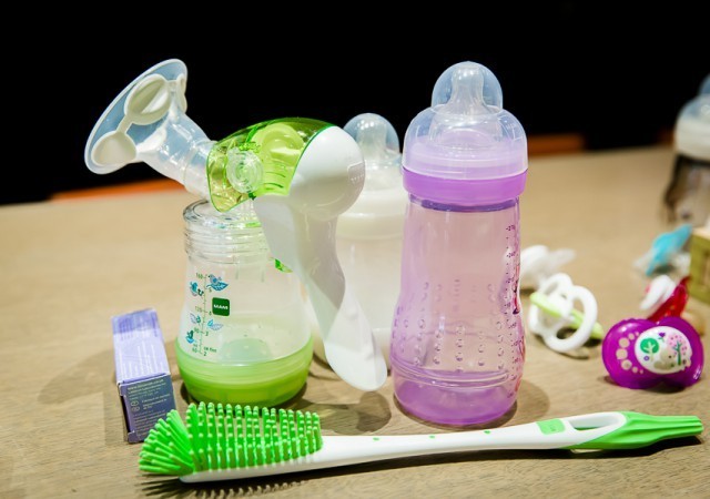 Le tire-lait manuel MAM testé par deux jeunes mamans