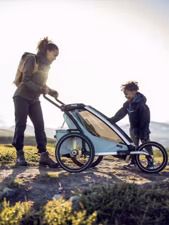 Crayon pour les yeux noir et or de NARS