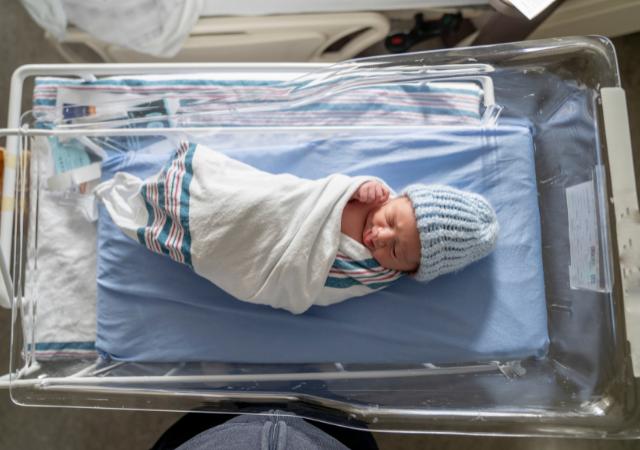 La Charte du nouveau né hospitalisé pour éviter de séparer bébé de