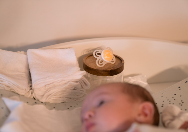 Tétine pour bébé : avantages et inconvénients