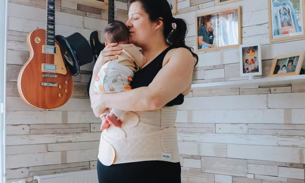 Coffret cadeau Rivadouce Bébé avec produits de soin pour bébé et une cape de bain offerte.