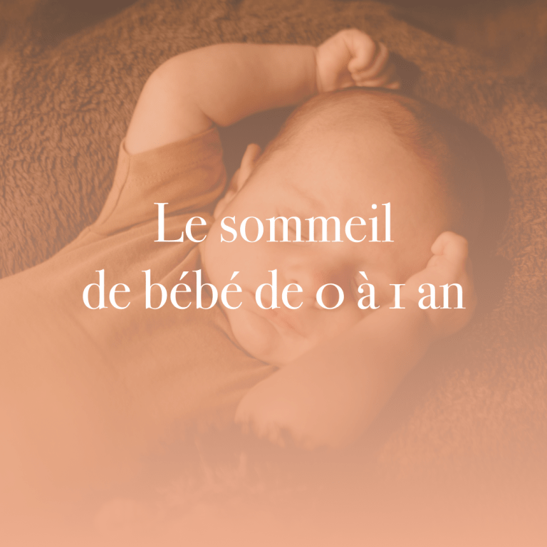 Bébé dormant paisiblement. "Le sommeil de bébé de 0 à 1 an" est écrit sur l'image.